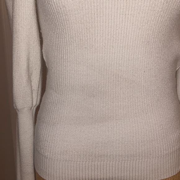 Zara White Sweater with gold buttons - Picture 3 of 9